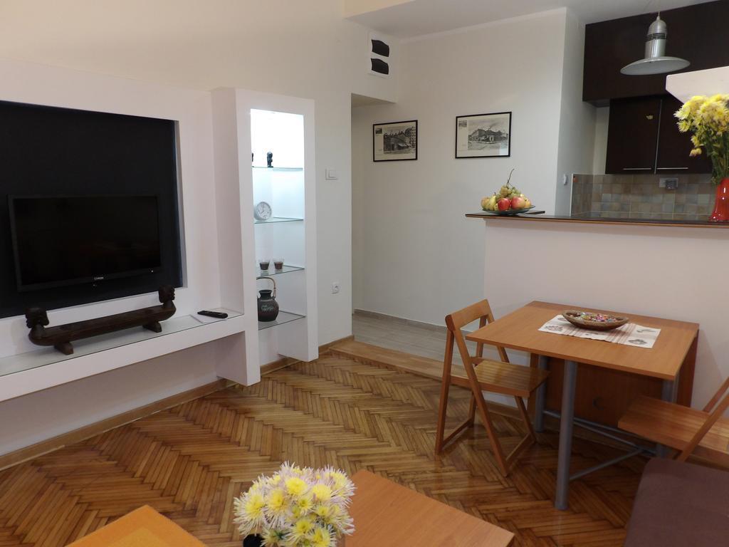 M&M Downtown Apartment بلغراد المظهر الخارجي الصورة