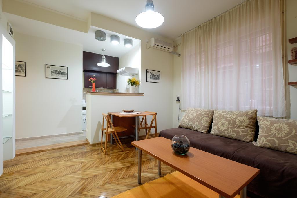 M&M Downtown Apartment بلغراد الغرفة الصورة